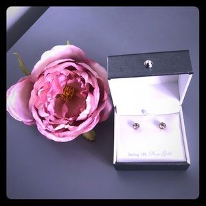 18k rose gold bezel studs